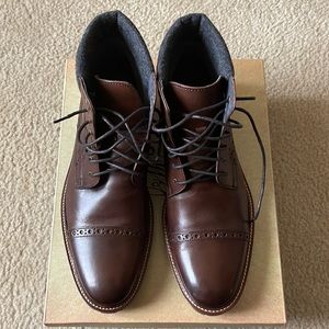 Johnston and Murphy Dark Brown Cap Toe Oxford Boot